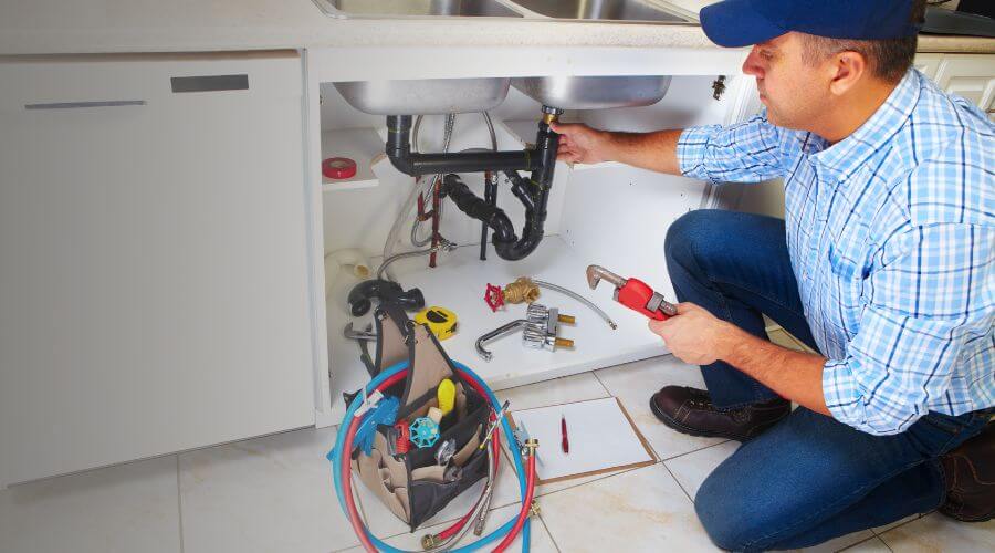 Expert burst pipe repair services in Union, IL